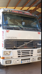 VOLVO FH12 6X2 en Valencia