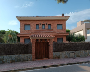 Vivienda en GAVA