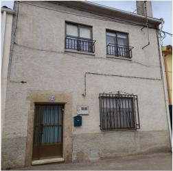 Vivienda en FUENTEGUINALDO