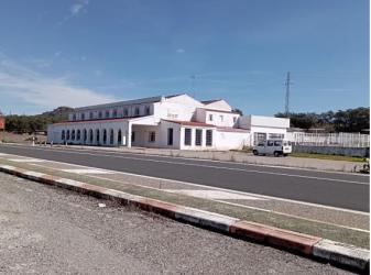 Finca rústica en MONESTERIO