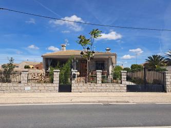 Vivienda en CUERVA