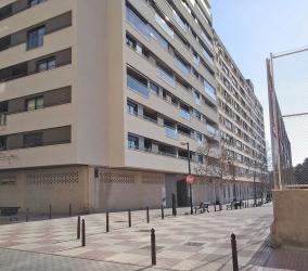 Local comercial en ZARAGOZA