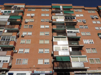 Local comercial en MOSTOLES