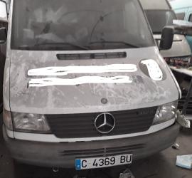 MERCEDES BENZ 312 D en A Coruña